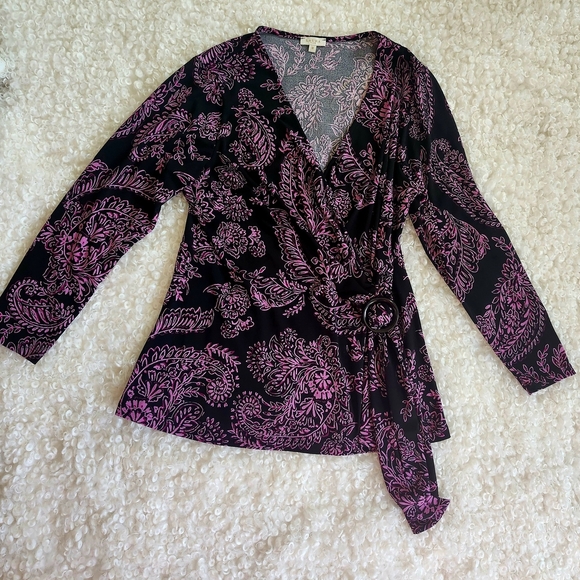 Laura Plus Chic Paisley Purple Blouse with Feminine Silhouette Sz 1X Y2k Flowy - Picture 3 of 8